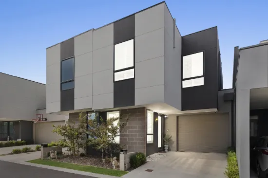 66 Amara Circuit, Oakleigh South, Vic 3167