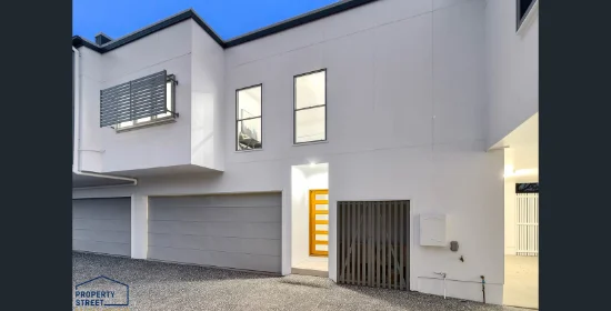 66 Hunter Street, Greenslopes, Qld 4120 - For Rent
