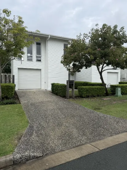 68 Hill drive, Pimpama, Qld 4209