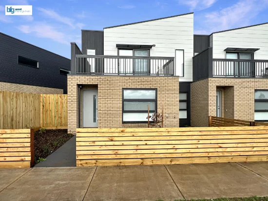7/57 Medallion Boulevard, Tarneit, Vic 3029