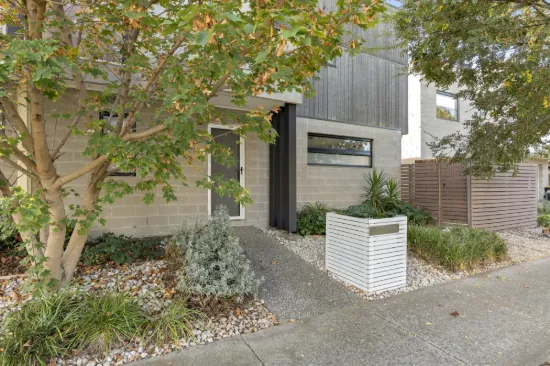 7 Fontana Close, Sunshine West, Vic 3020