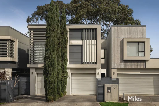 7 Woodstock Crescent, Ivanhoe, Vic 3079