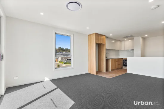 70 Balmoral Parade, Tullimbar, NSW 2527