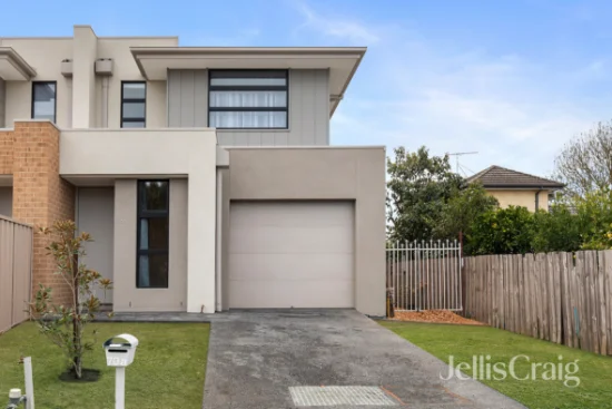 70 Hawker Street, Ivanhoe, Vic 3079