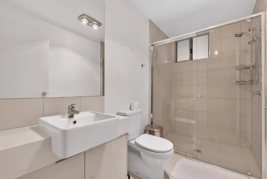 73/5033 Emerald Island Drive, Carrara, Qld 4211-Image