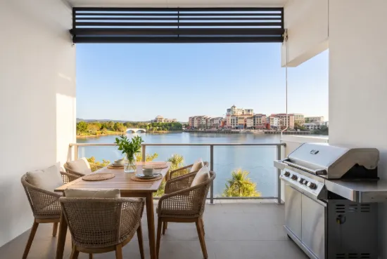 73/5033 Emerald Island Drive, Carrara, Qld 4211-Image