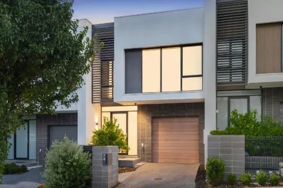74 Stables Circuit, Doncaster, Vic 3108