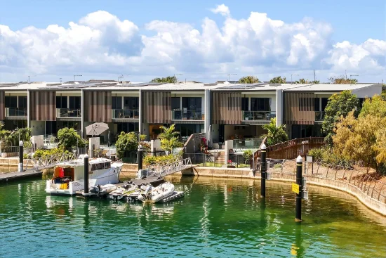 7A Quay Circuit, Newport, Qld 4020