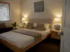 8/1 Bramble Terrace, Red Hill, Qld 4059-Image