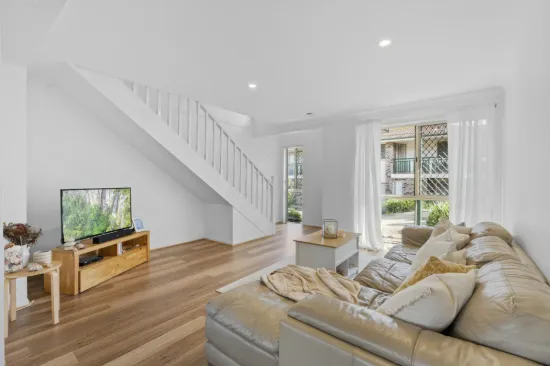 8/101-103 Whiting Street, Labrador, Qld 4215-Image