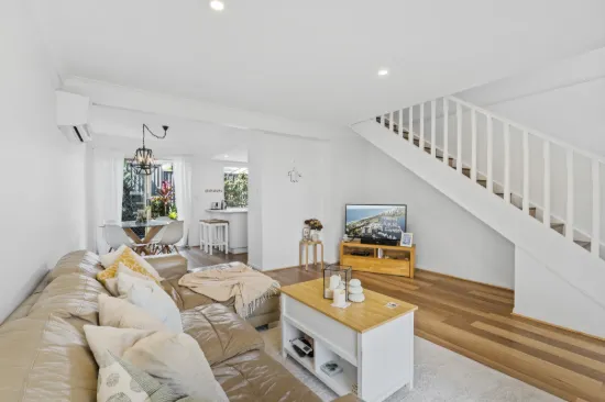 8/101-103 Whiting Street, Labrador, Qld 4215-Image