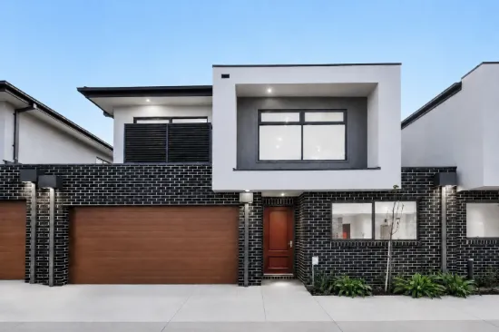 8/110 Hawking Crescent, Fraser Rise, Vic 3336
