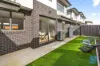8/110 Hawking Crescent, Fraser Rise, Vic 3336-Image