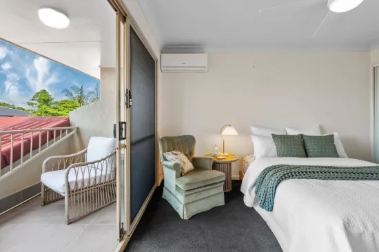 8/142 The Esplanade, Paradise Point, Qld 4216-Image