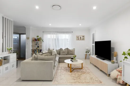 8/200 Meadowlands Road, Carina, Qld 4152