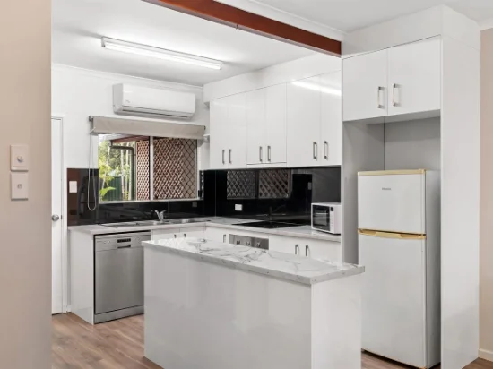 8/21-23 Sandown Close, Woree, Qld 4868 - For Sale