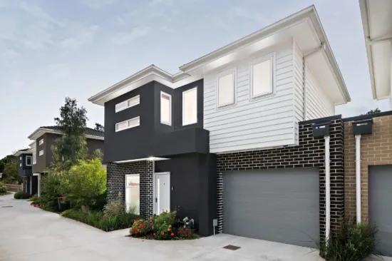 8/29 Athol Court, Langwarrin, Vic 3910