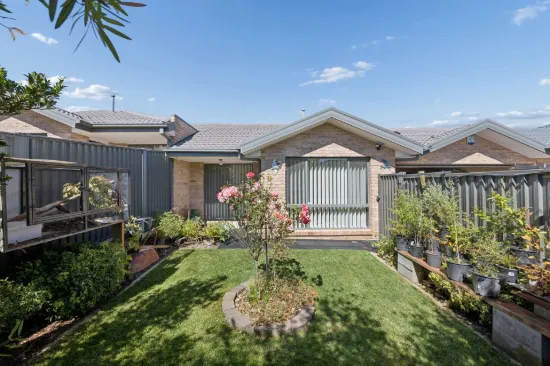 8/30 Betty Maloney Crescent, Banks, ACT 2906