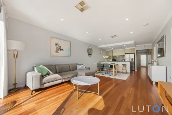 8/31 Tallara Parkway, Narrabundah, ACT 2604