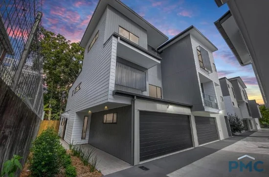 8/7 Ninth Avenue, Coorparoo, Qld 4151 - For Rent