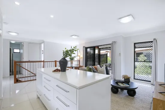 8/819 Creek Road, Carindale, Qld 4152