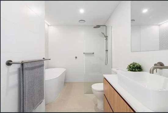 8 Sheoak Crescent, Doncaster East, Vic 3109-Image