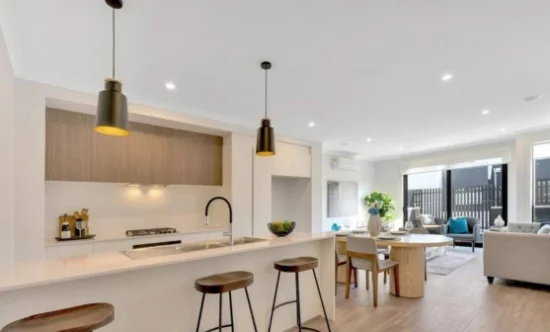 8 Wallagoot Walk, Carrum Downs, Vic 3201