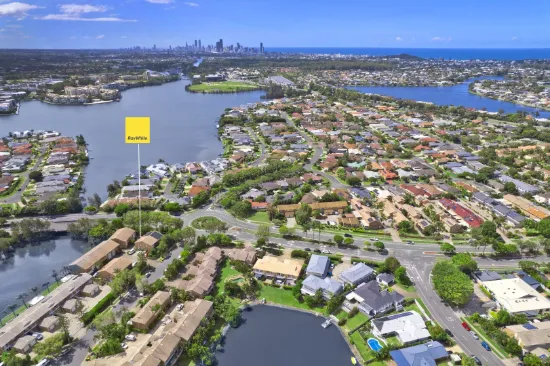 9/1 Lowood Court, Varsity Lakes, Qld 4227