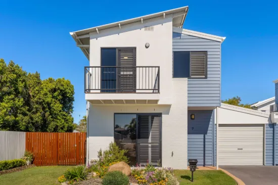 9/15 Twelfth Avenue, Brighton, Qld 4017