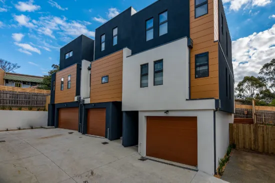 9/250 Hull Road, Mooroolbark, Vic 3138