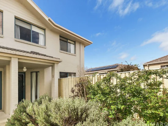 9/4 Dines Place, Bruce, ACT 2617
