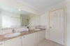 9/4 Leo Close, Wantirna South, Vic 3152-Image
