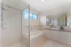 9/4 Leo Close, Wantirna South, Vic 3152-Image
