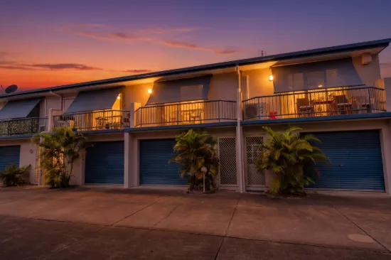 9/4 Pilot Street, Urangan, Qld 4655