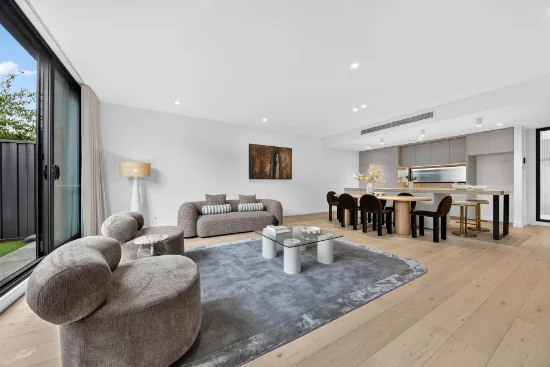 9/45 Kokaribb Road, Carnegie, Vic 3163