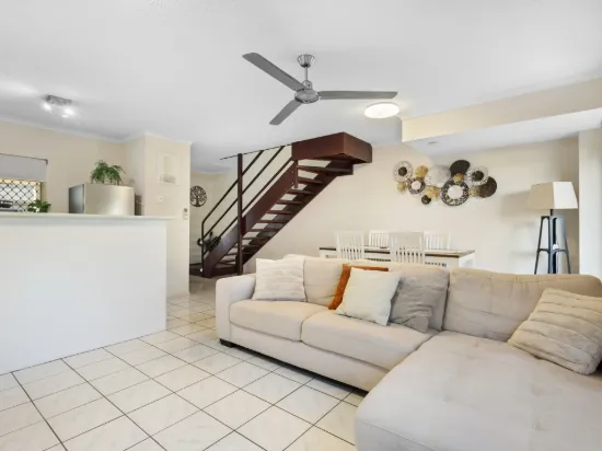 9/5 Charlotte Close, Woree, Qld 4868