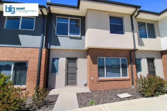 9/64 Escapade Boulevard, Craigieburn, Vic 3064