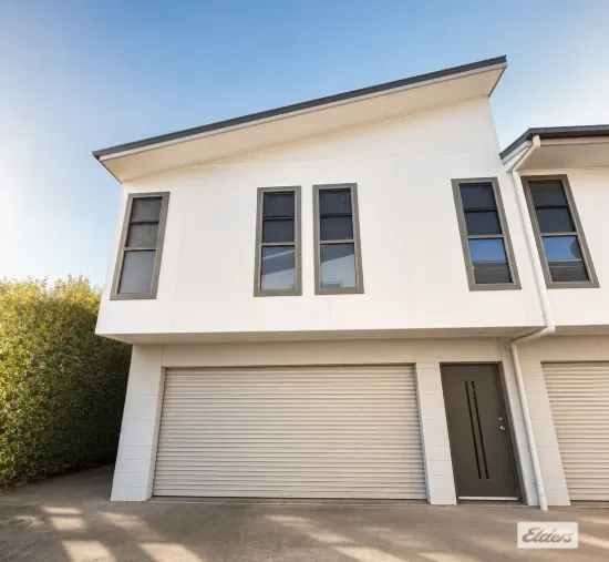 9/9 Cypress Drive, Emerald, Qld 4720