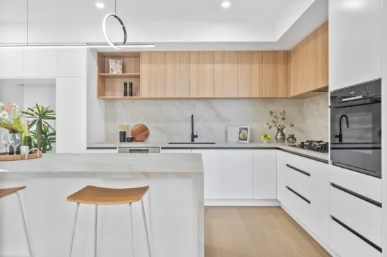 9 Evans Street, Chadstone, Vic 3148-Image