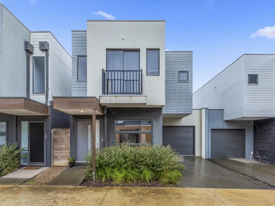 9 Tanino Road, Cranbourne West, Vic 3977
