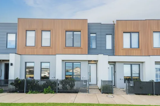 93 Carnival Boulevard, Berwick VIC 3806-Image