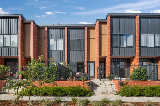 98 Beechworth Street, Watson, ACT 2602