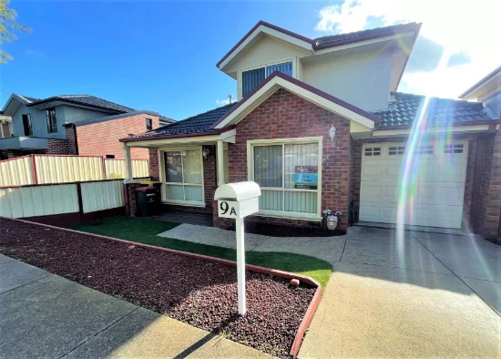 9A Donald Avenue,, Essendon, Vic 3040