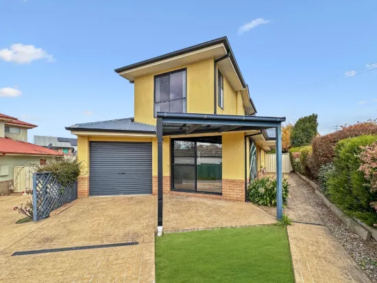 Unit 1/151 Goldsmith St, Goulburn, NSW 2580