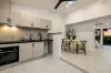 Unit 1/22-24 Collins Avenue, Edge Hill, Qld 4870-Image