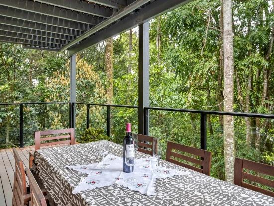 UNIT 2/19 Coral Street, Maleny, Qld 4552