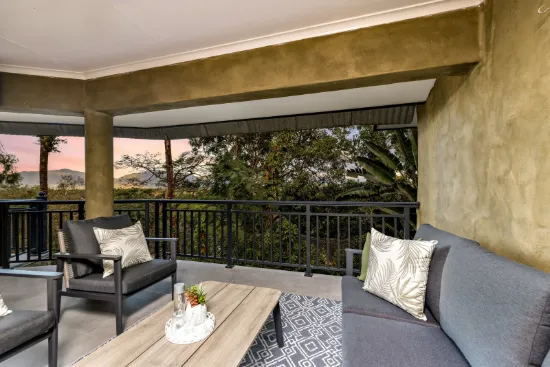 Unit 2/22-24 Collins Avenue, Edge Hill, Qld 4870-Image