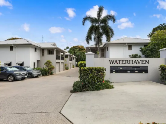 Unit 4/12-14 Old Smithfield Road, Freshwater, Qld 4870