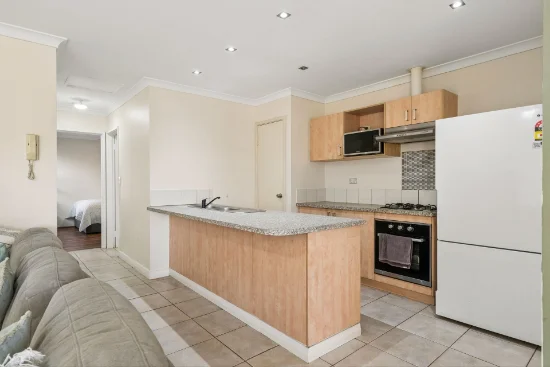 Unit 4/2 Hogarth Street, Cannington, WA 6107