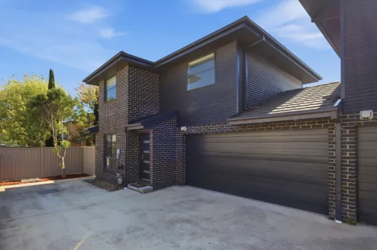 Unit 4/9 Bungendore Road, Queanbeyan East, NSW 2620